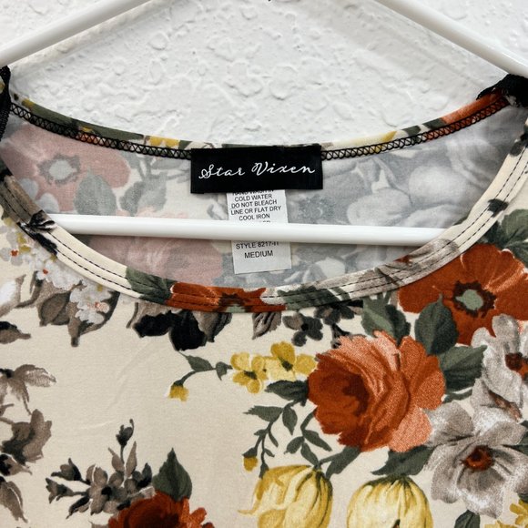 Star Vixen Women's Elbow Sleeve Hanky Hem Tunic Size Medium Light Floral - Picture 5 of 5